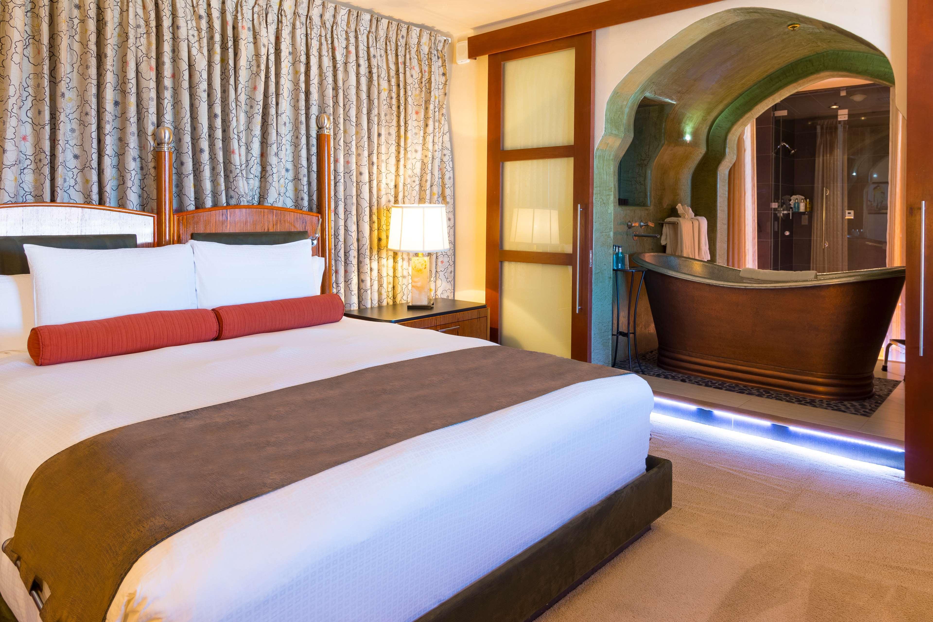 Hotel Andaluz Albuquerque, Curio Collection By Hilton Екстериор снимка